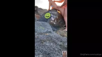 Vídeo filtrado de Utahjaz desnuda en la playa teniendo relaciones sexuales Visión indecorosa