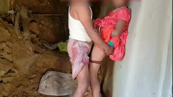 Brother and sister shaare bed